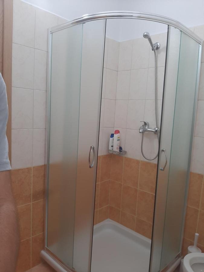 Apartament Egzoni City Center Apartment Berat Exterior photo